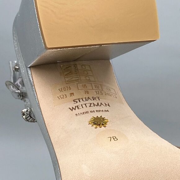 Stuart Weitzman Embellished Metallic Leather Sandals size 7 - Picture 12 of 12